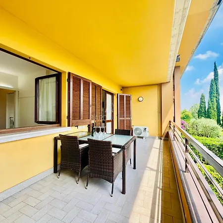 Sole - Relax In Piscina Nel Cuore Di *