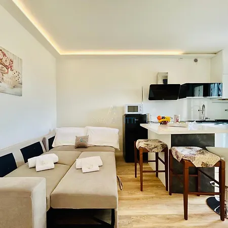 Appartement Sole - Relax In Piscina Nel Cuore Di